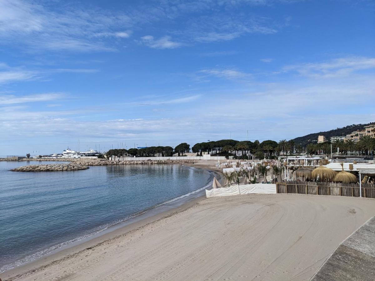 Eden Golfe Plages A Pieds Parking Prive Vallauris Exteriör bild